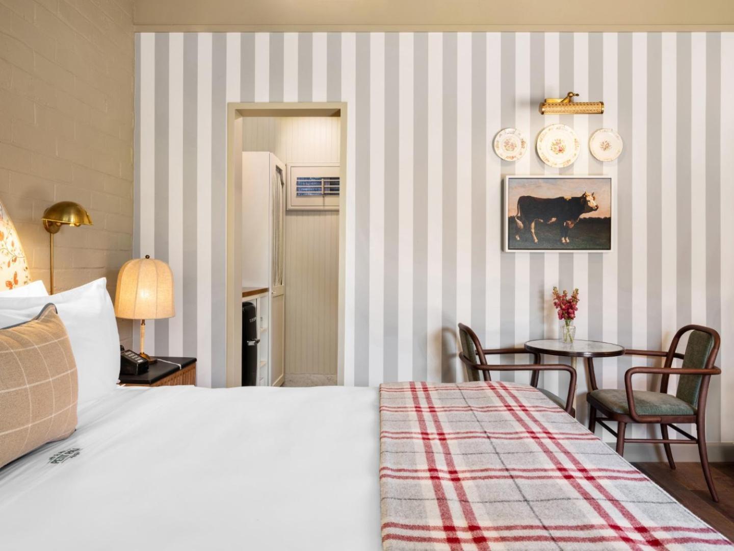 Le Petit Pali Brentwood Hotel Los Angeles Exterior photo