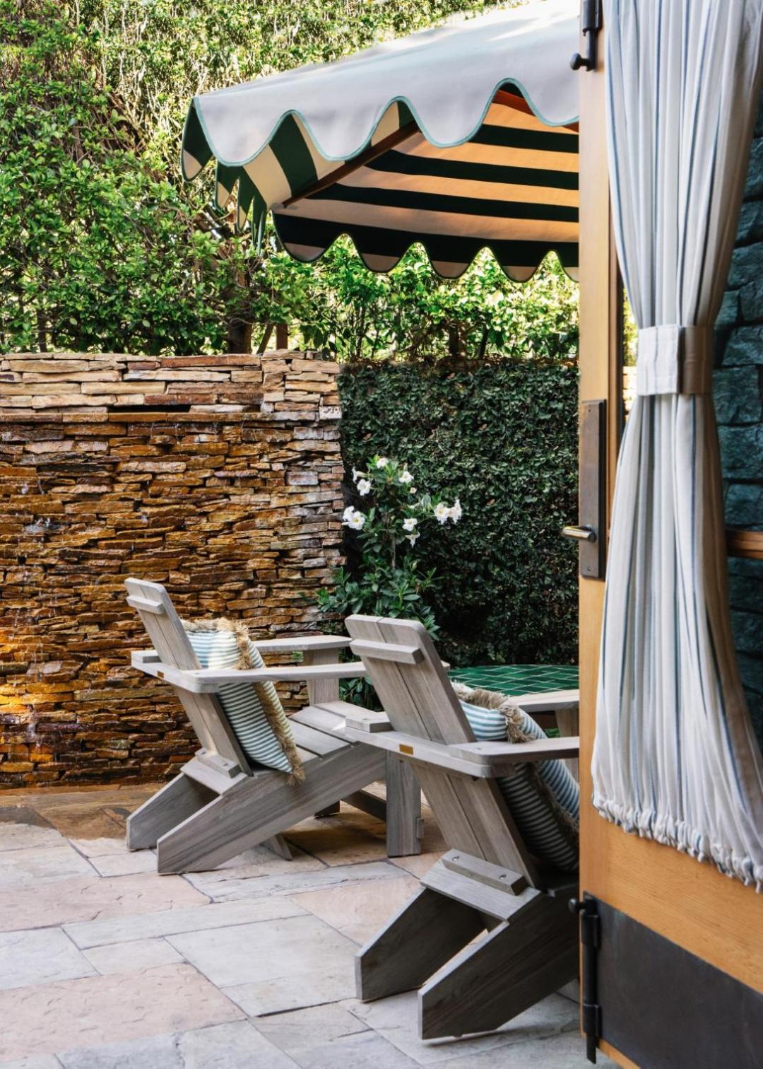 Le Petit Pali Brentwood Hotel Los Angeles Exterior photo