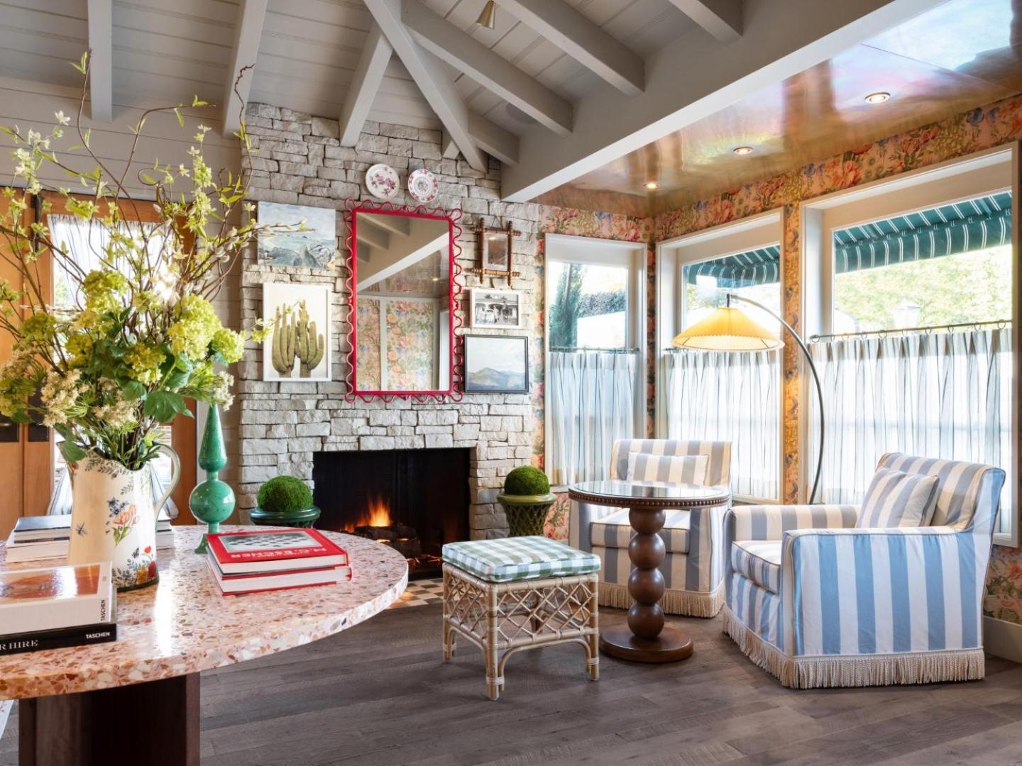 Le Petit Pali Brentwood Hotel Los Angeles Exterior photo